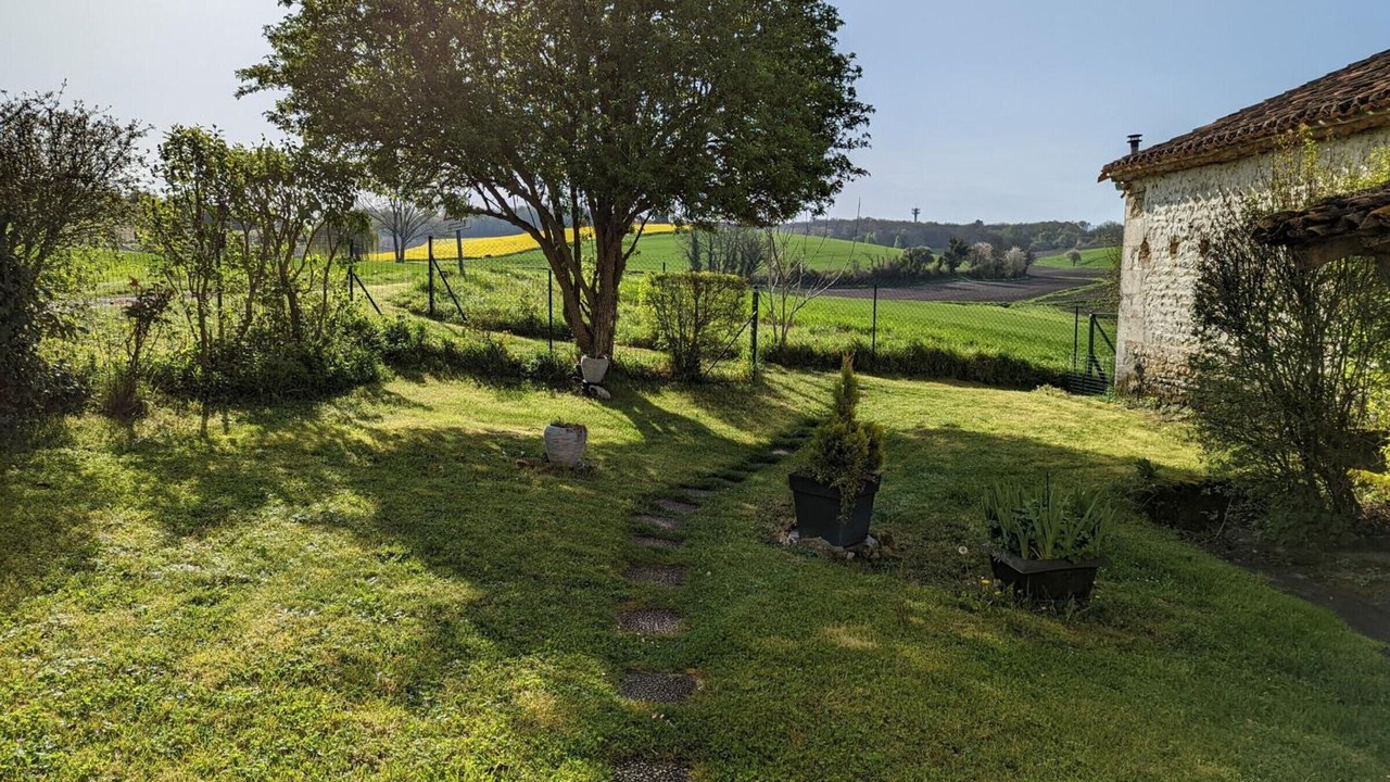Photo of Outdoor in Chadurie
