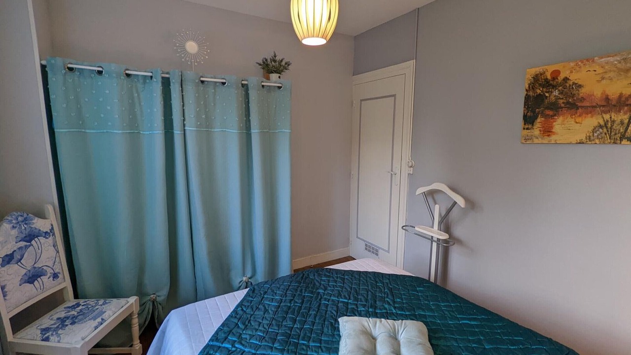 Photo of Bedroom in Barbezieux-Saint-Hilaire