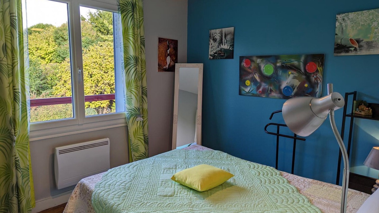 Photo of Bedroom in Barbezieux-Saint-Hilaire