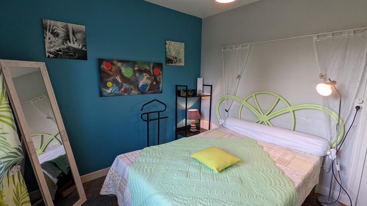 Photo of Bedroom in Barbezieux-Saint-Hilaire