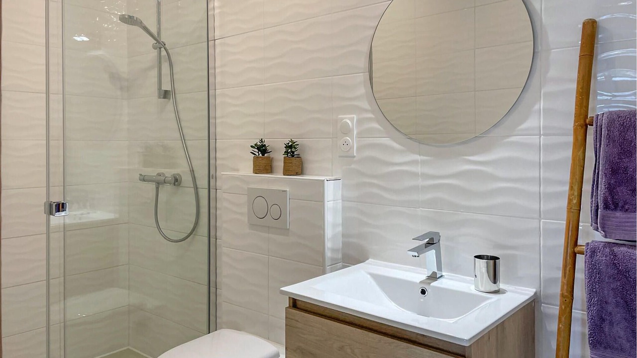Photo of Bathroom in Le Porge