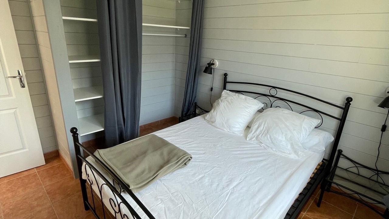 Photo of Bedroom in Grayan-Et-L'Hopital