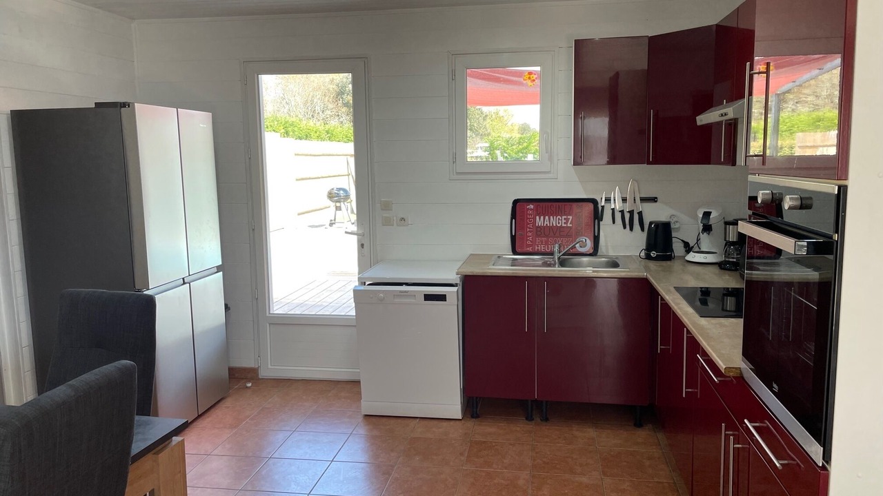 Photo of Kitchen in Grayan-Et-L'Hopital