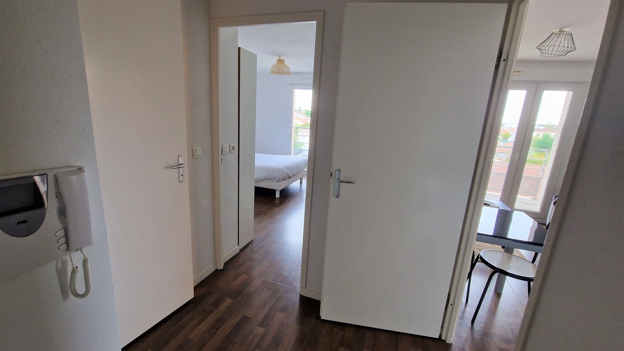 Photo of Bedroom in Villenave-d'Ornon