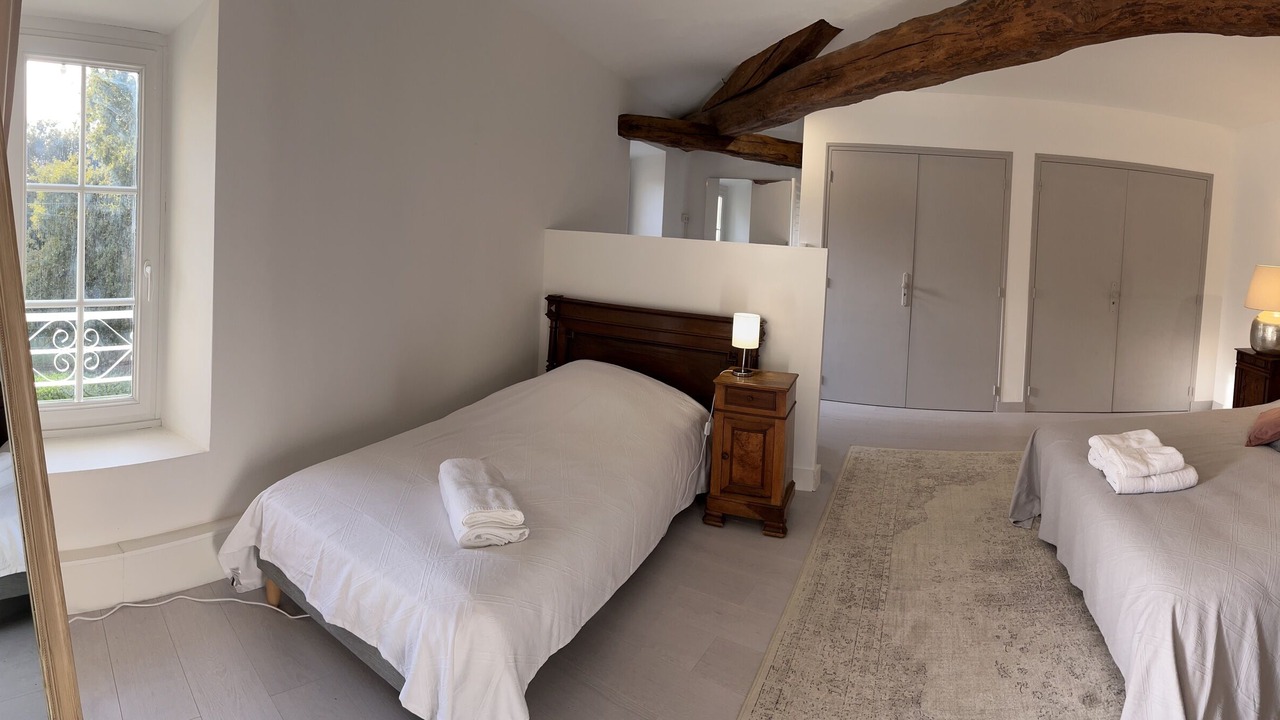 Photo of Bedroom in Beychac-et-Caillau