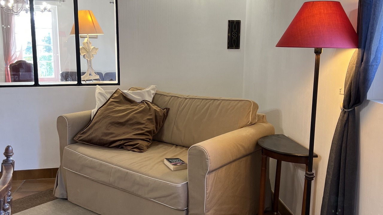 Photo of Livingroom in Beychac-et-Caillau