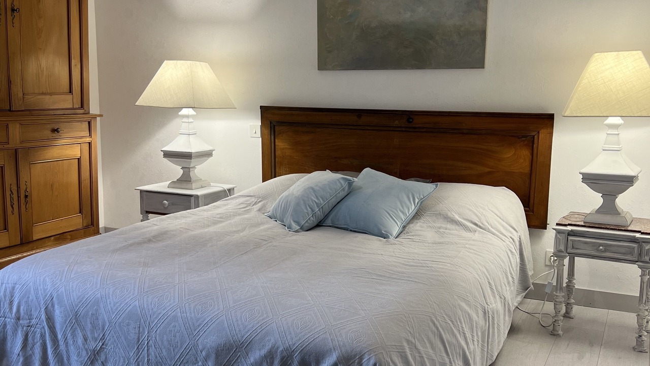 Photo of Bedroom in Beychac-et-Caillau