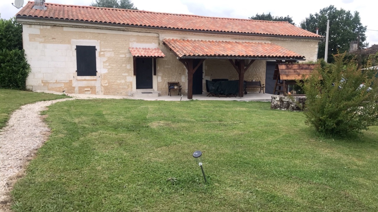 Photo of Outdoor in Boisne-la-Tude
