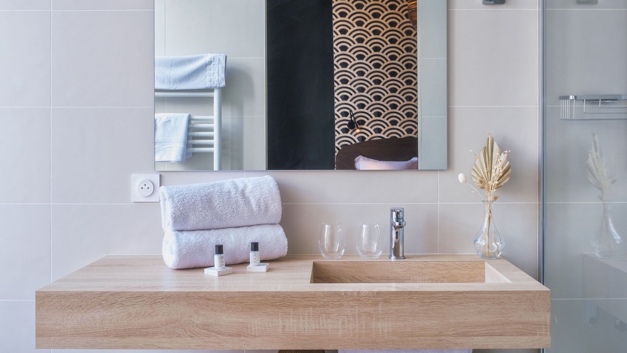Photo of Bathroom in Chartrons