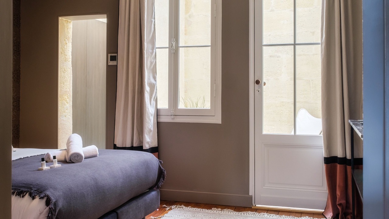 Photo of Bedroom in Chartrons