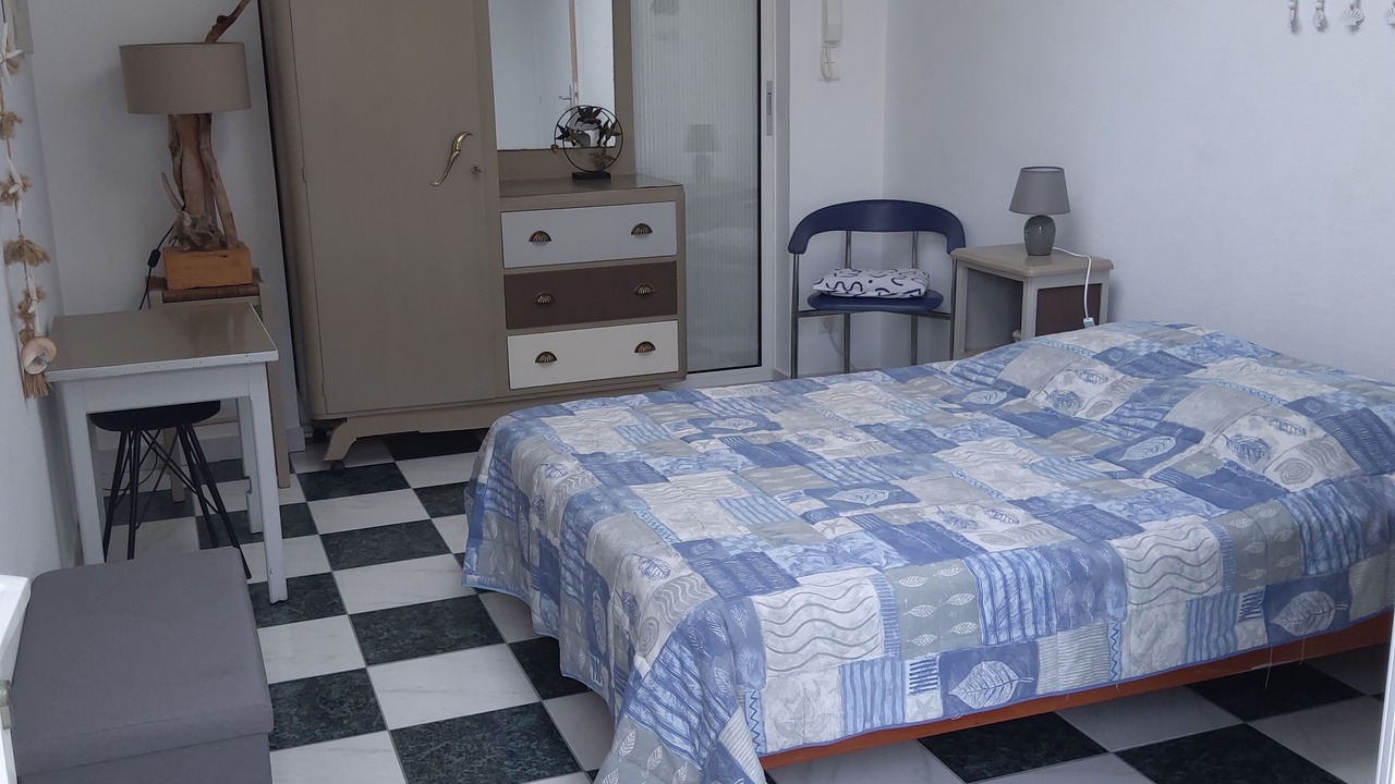 Photo of Bedroom in Domino