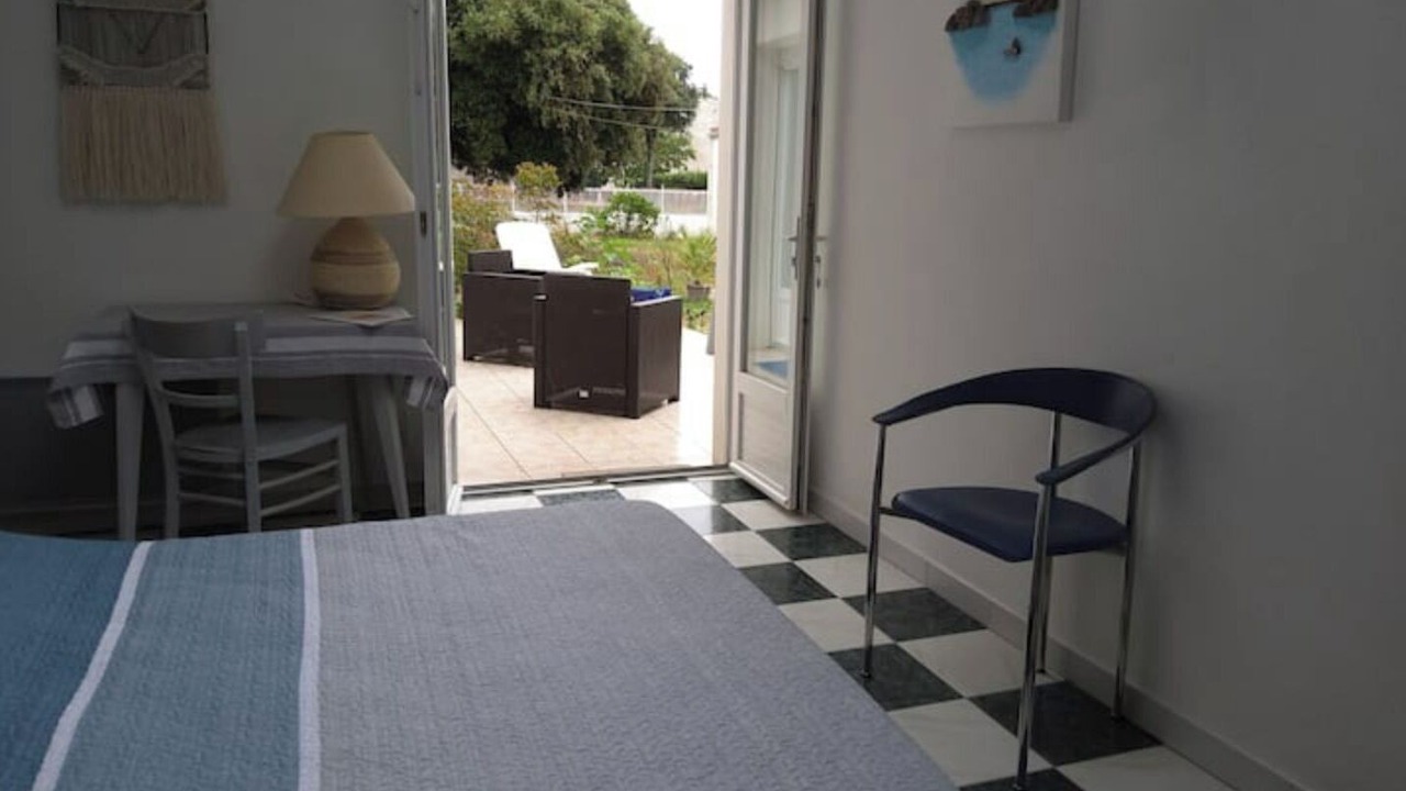 Photo of Bedroom in Domino