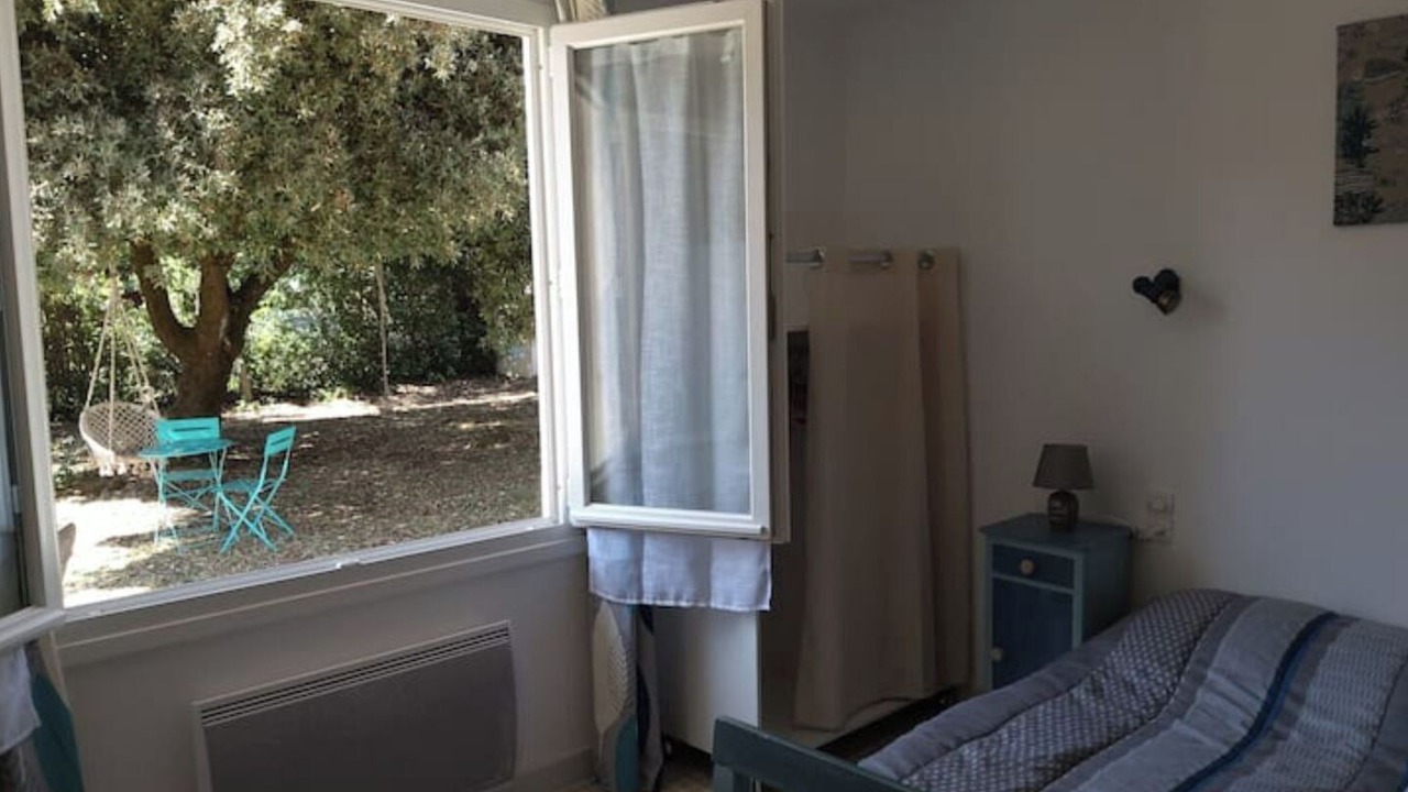 Photo of Bedroom in Domino