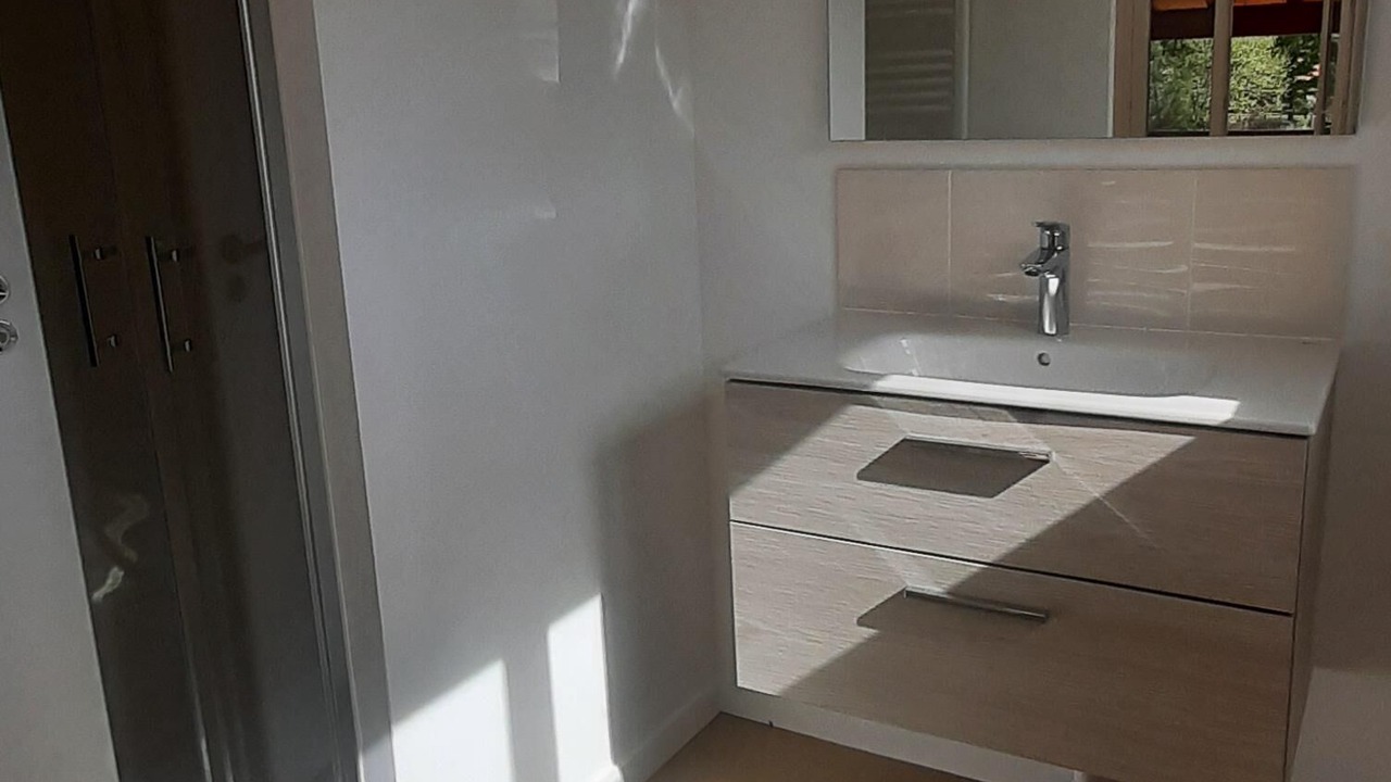 Photo of Bathroom in Garrosse