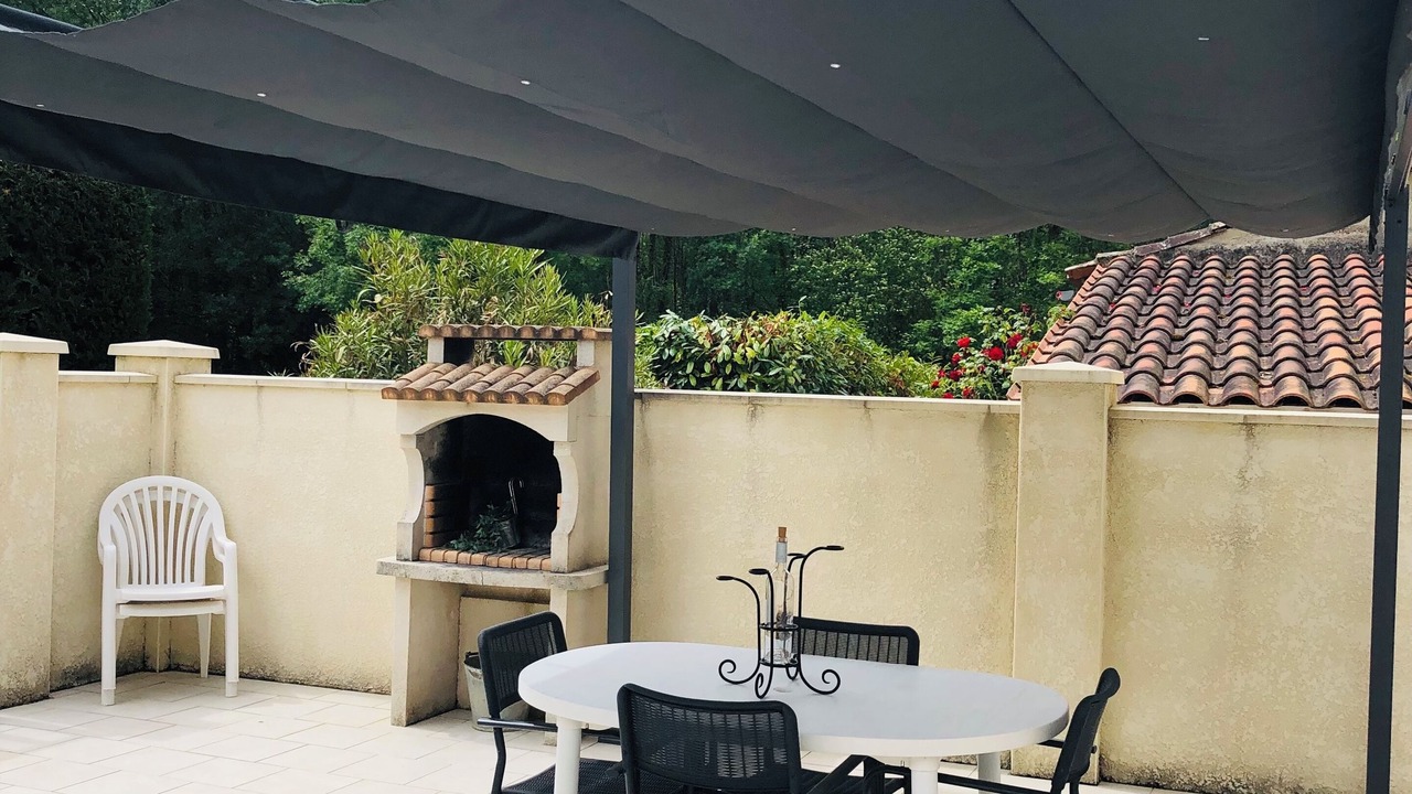 Photo of Outdoor in Migron