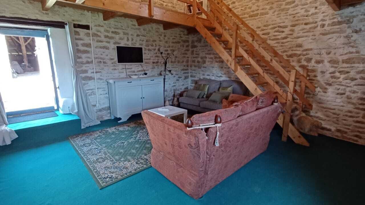 Photo of Livingroom in Chaunay
