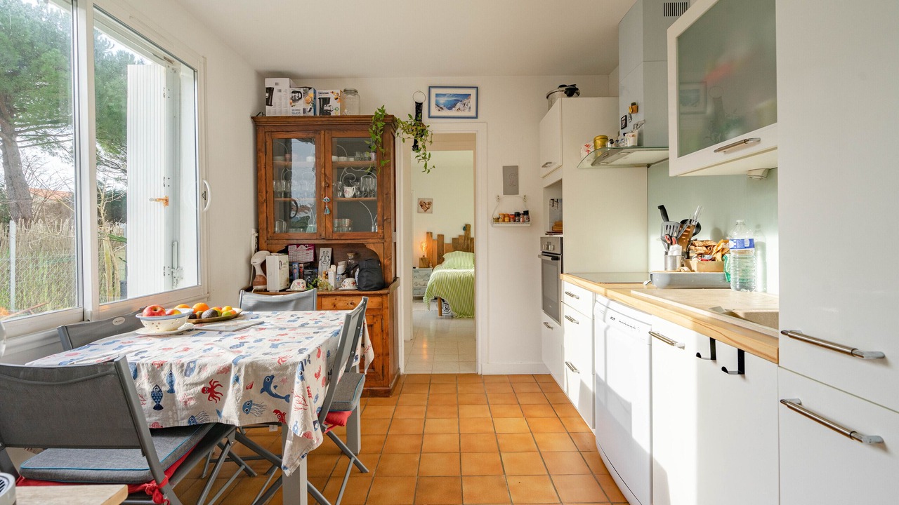 Photo of Kitchen in Meschers-sur-Gironde