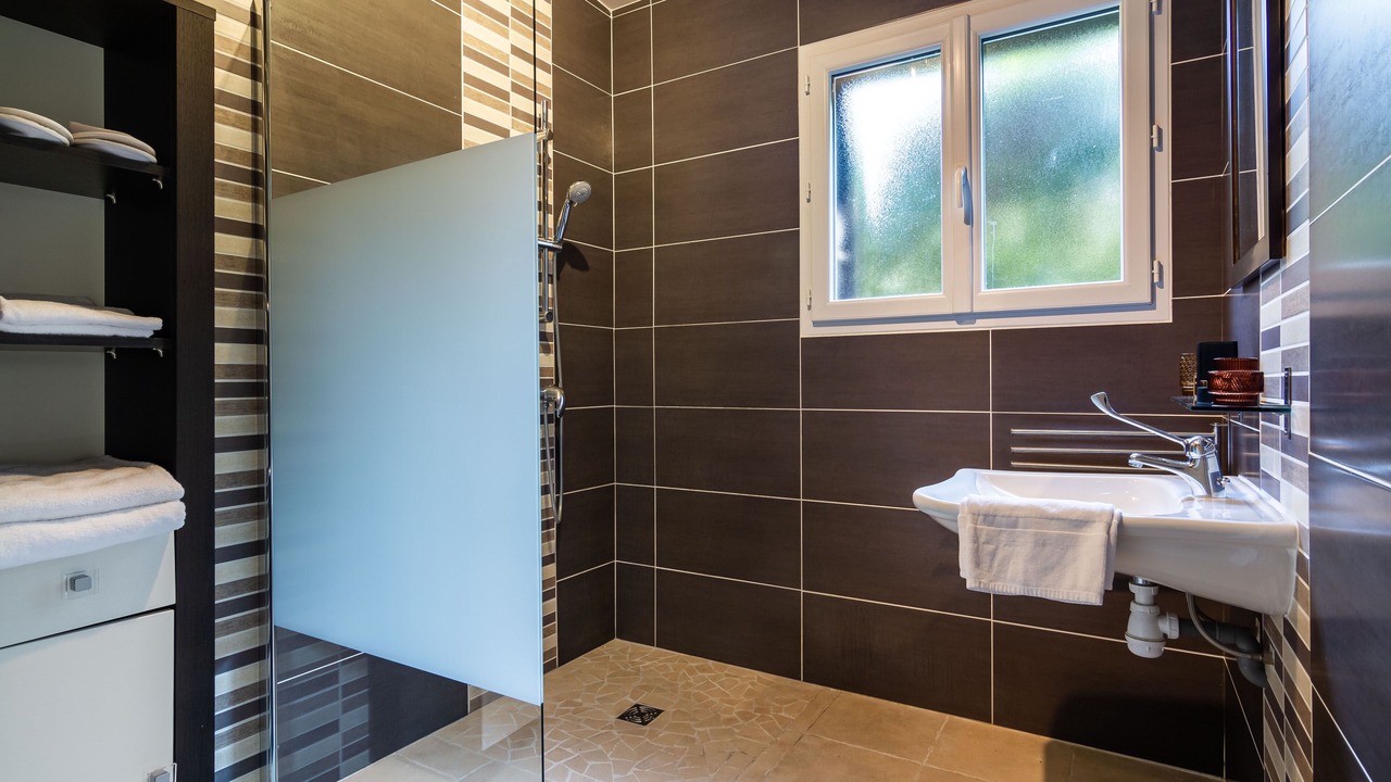 Photo of Bathroom in Sainte-Nathalene