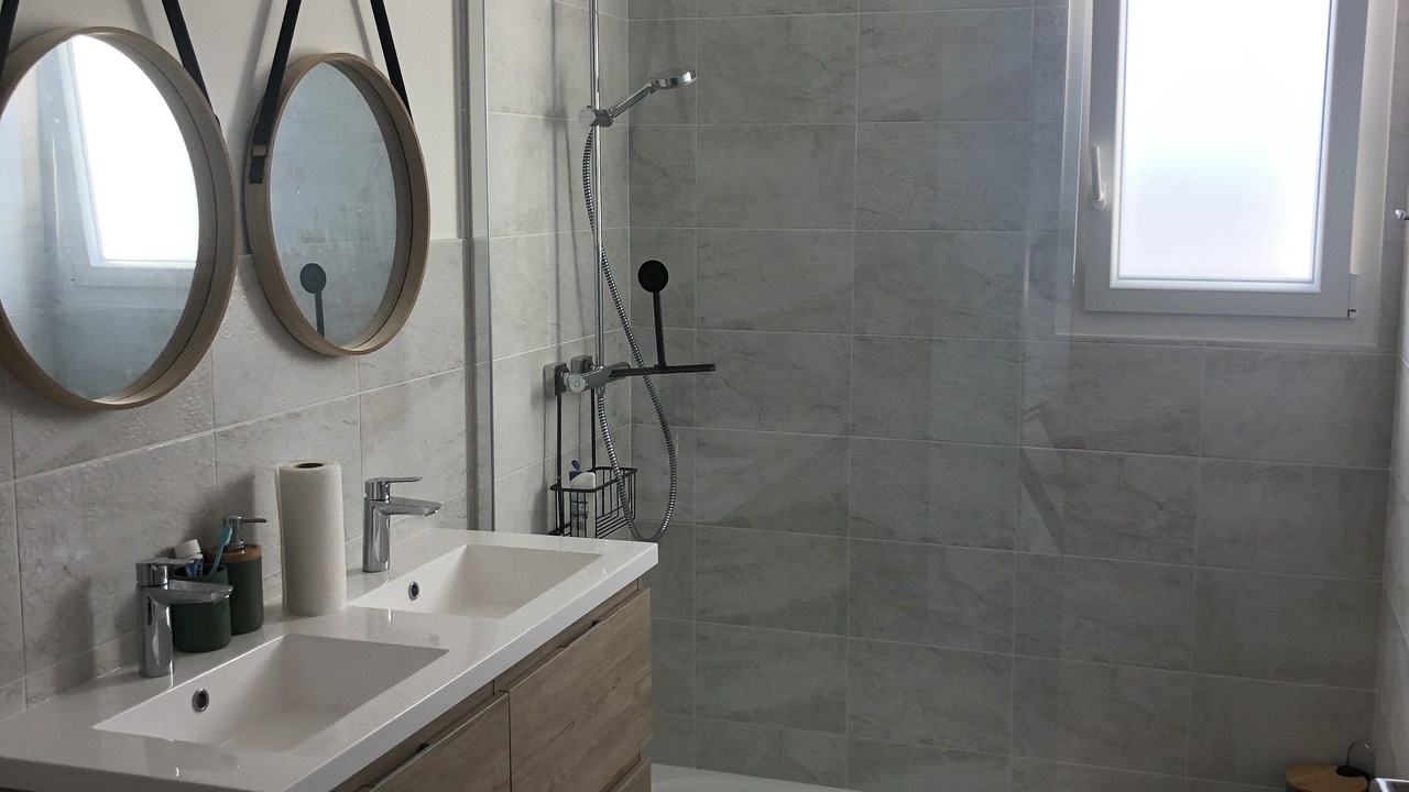 Photo of Bathroom in Vaux-sur-Mer