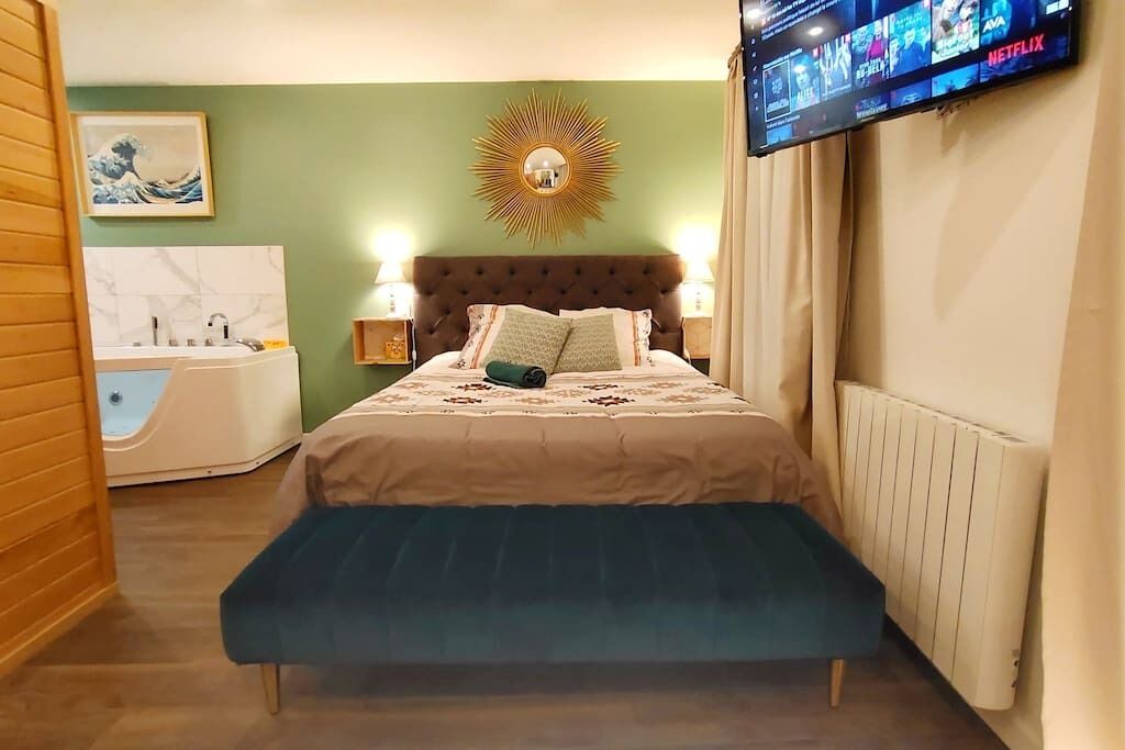 Photo of Bedroom in North district