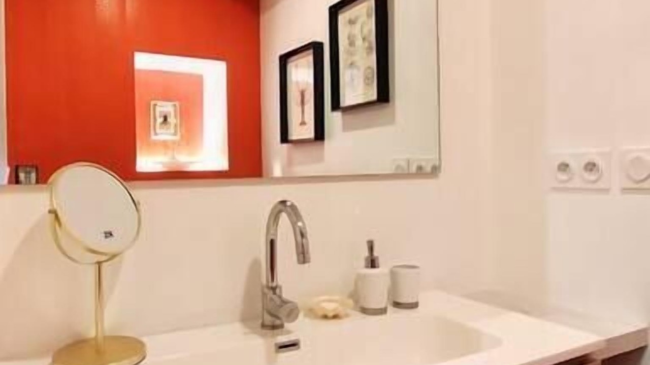 Photo of Bathroom in North district