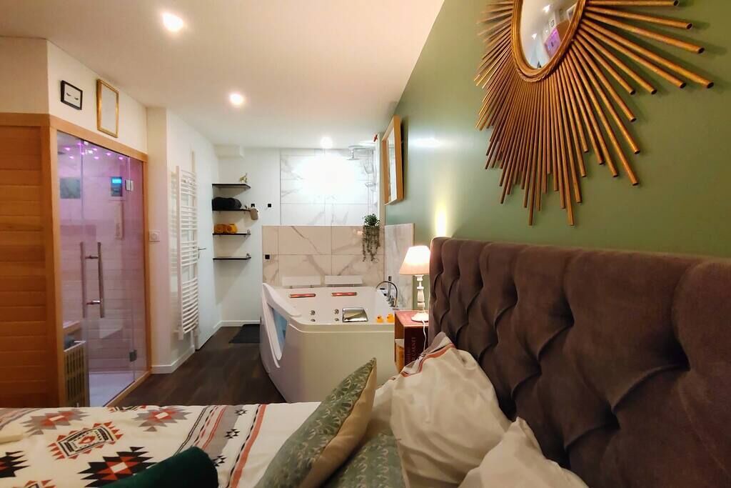 Photo of Bedroom in North district