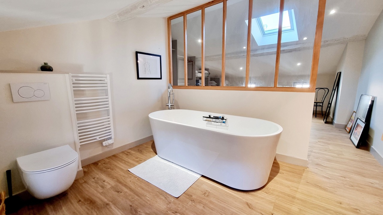 Photo of Bathroom in Angouleme