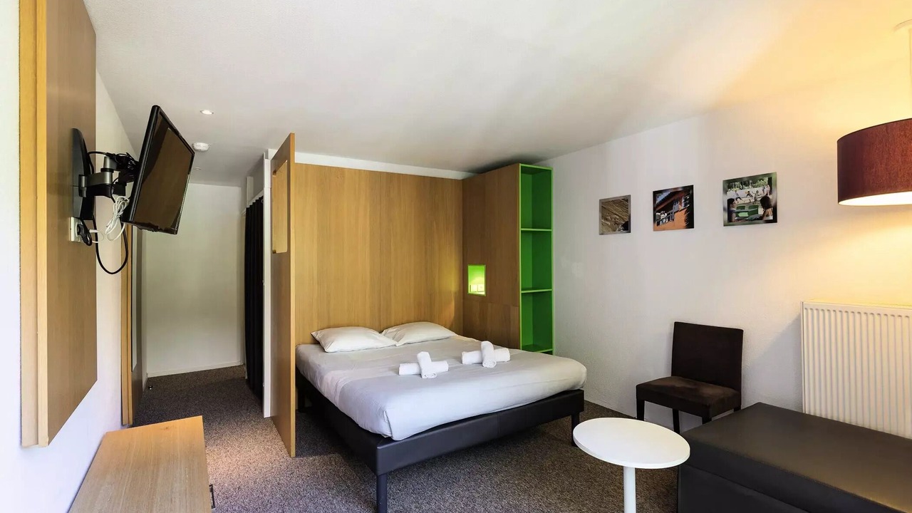 Photo of Bedroom in Eaux-Bonnes