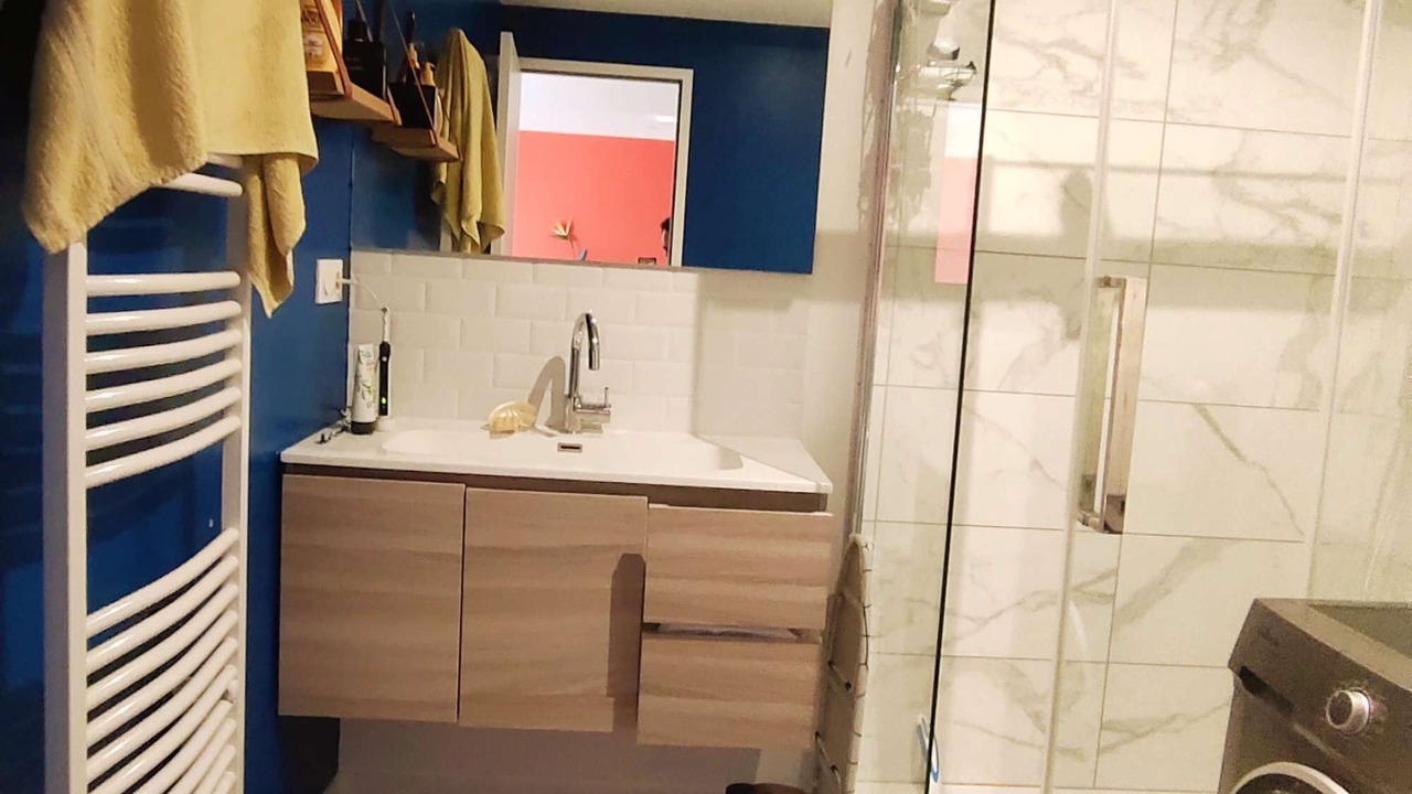 Photo of Bathroom in North district