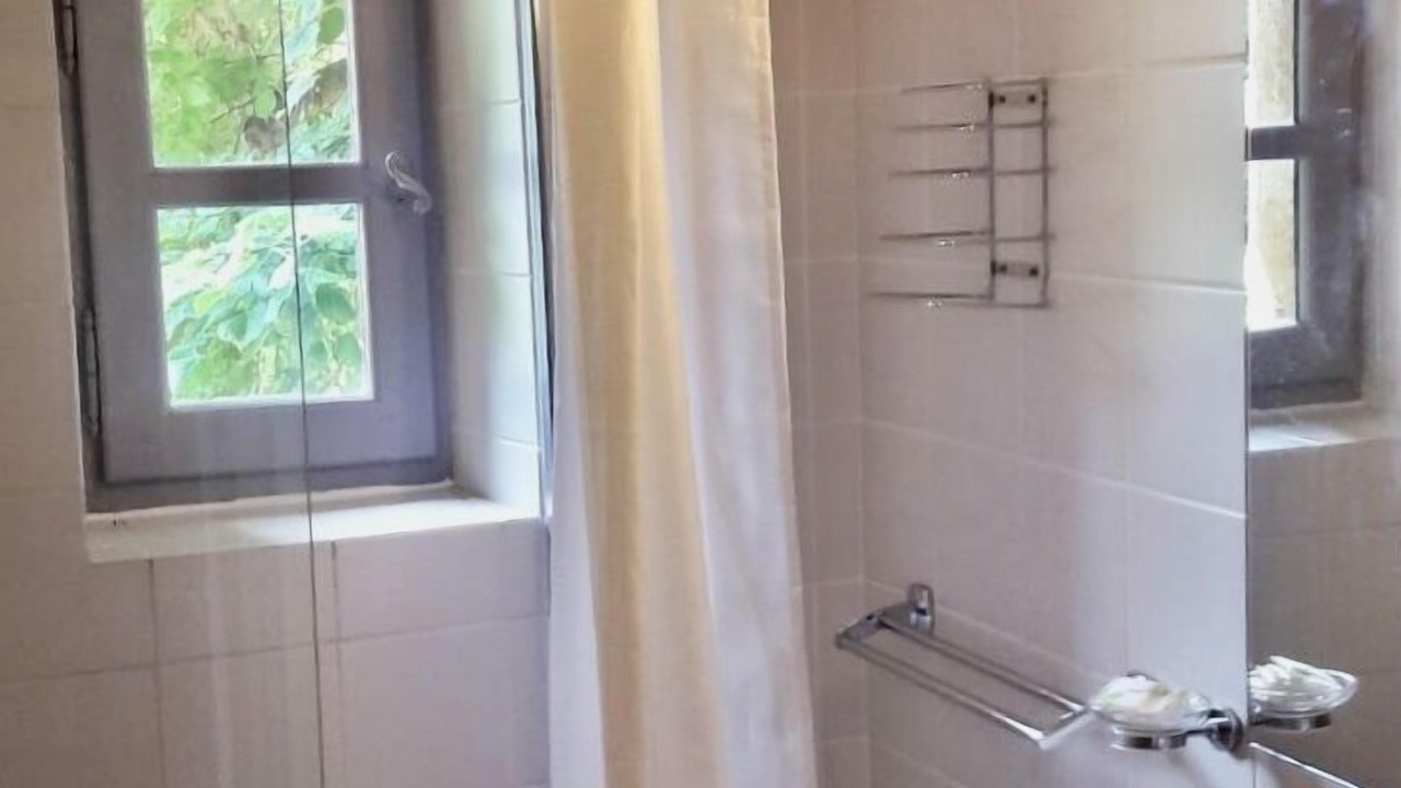 Photo of Bathroom in Beynac-et-Cazenac