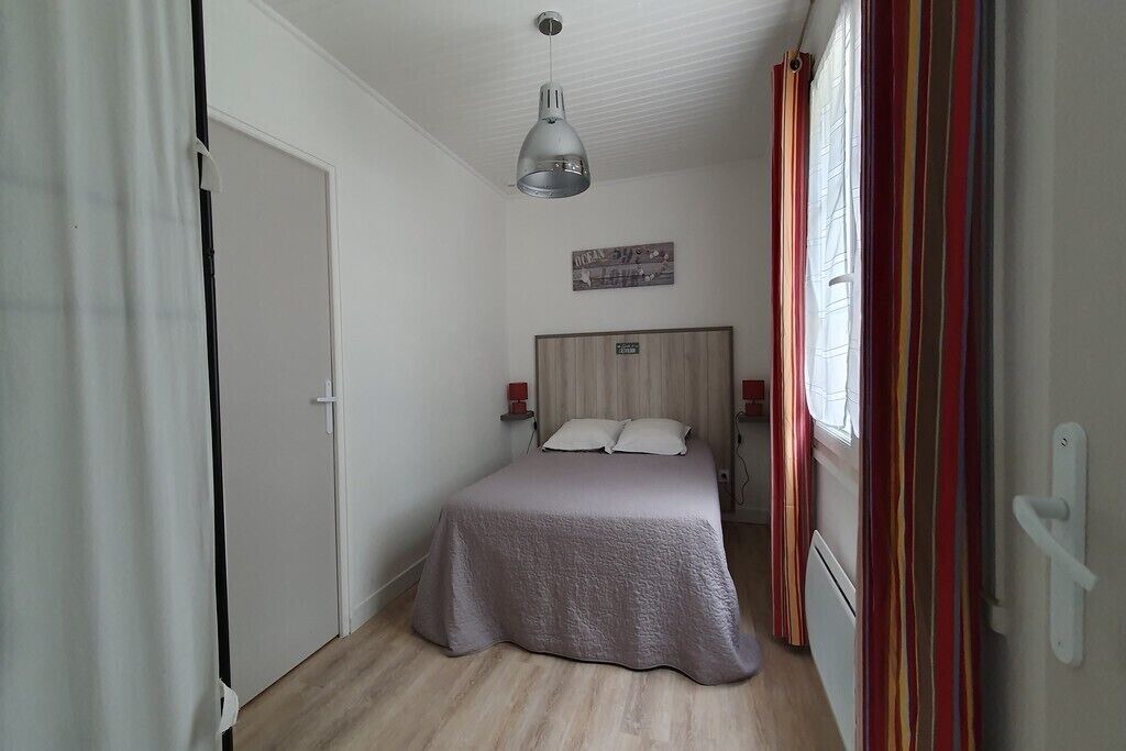 Photo of Bedroom in Saint-Pierre-d'Oleron