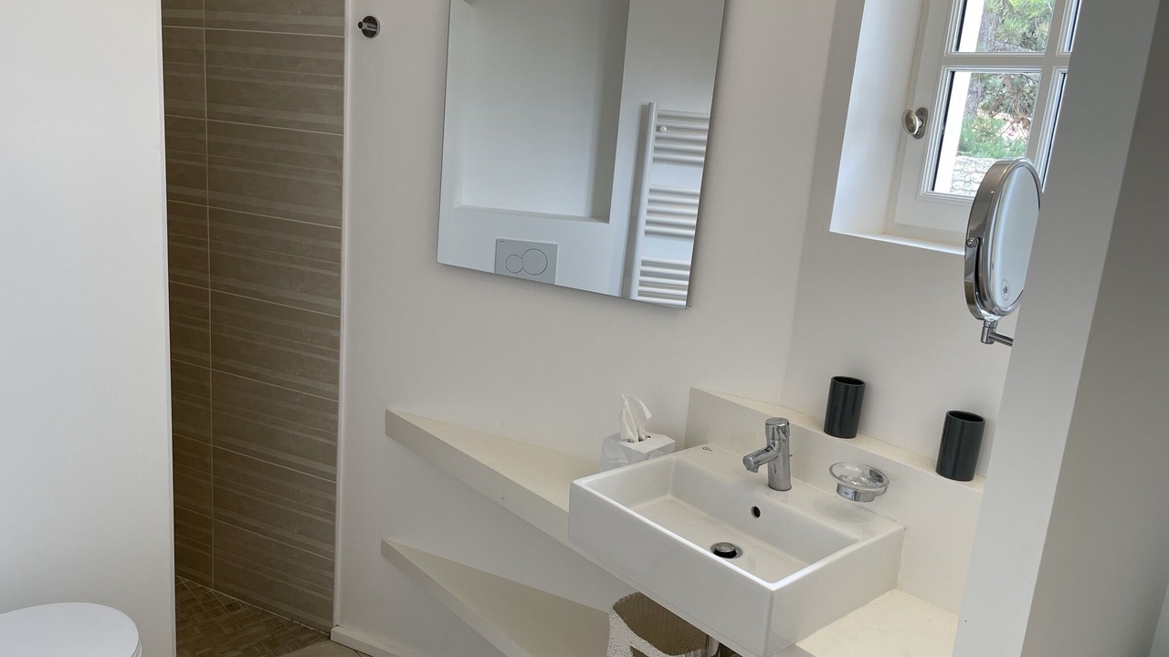 Photo of Bathroom in Loix