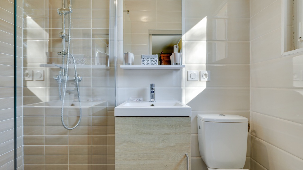 Photo of Bathroom in Haux