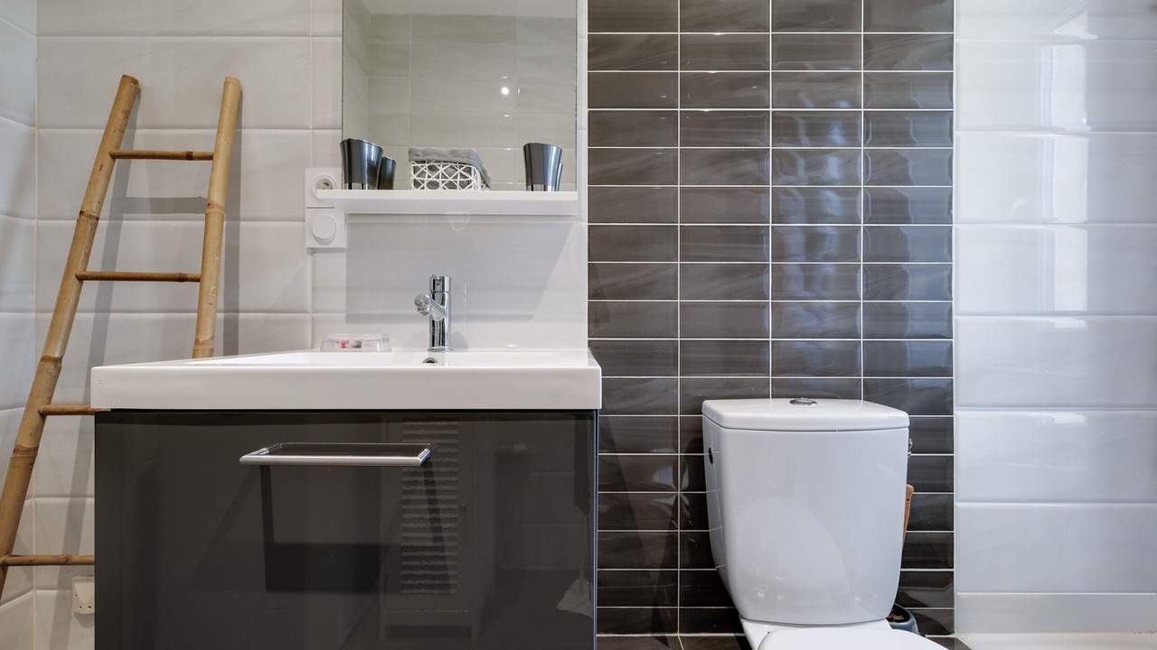 Photo of Bathroom in Haux