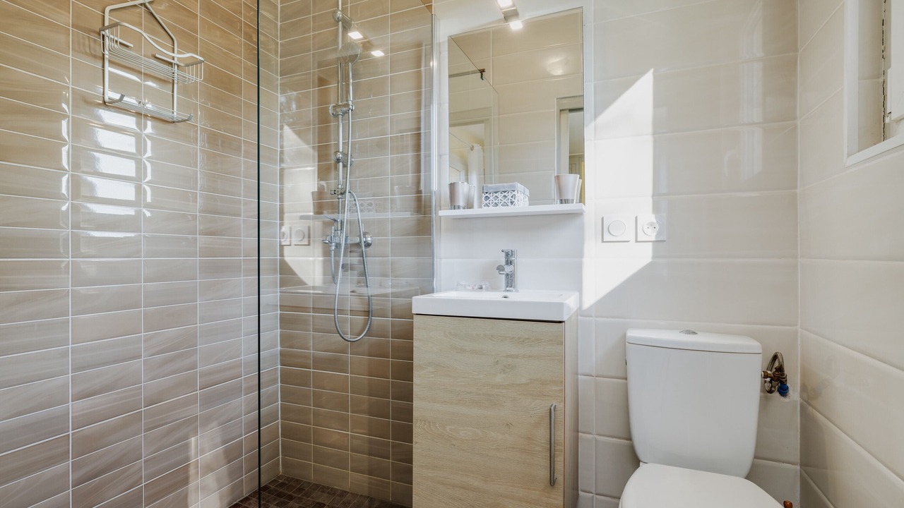 Photo of Bathroom in Haux