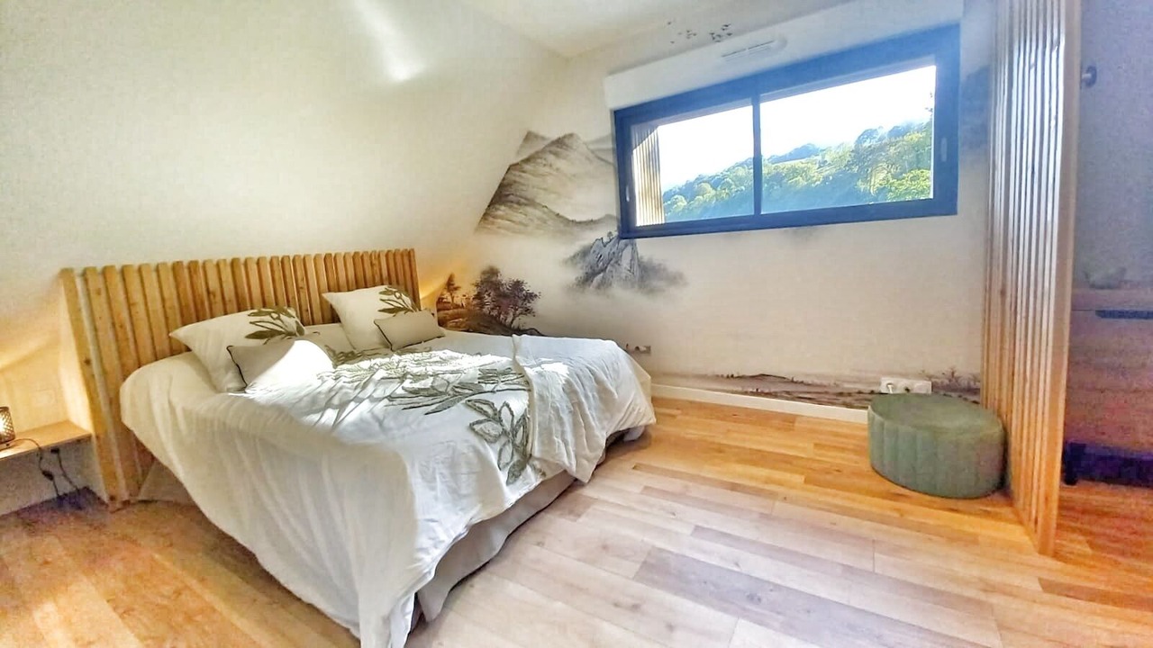 Photo of Bedroom in Asson
