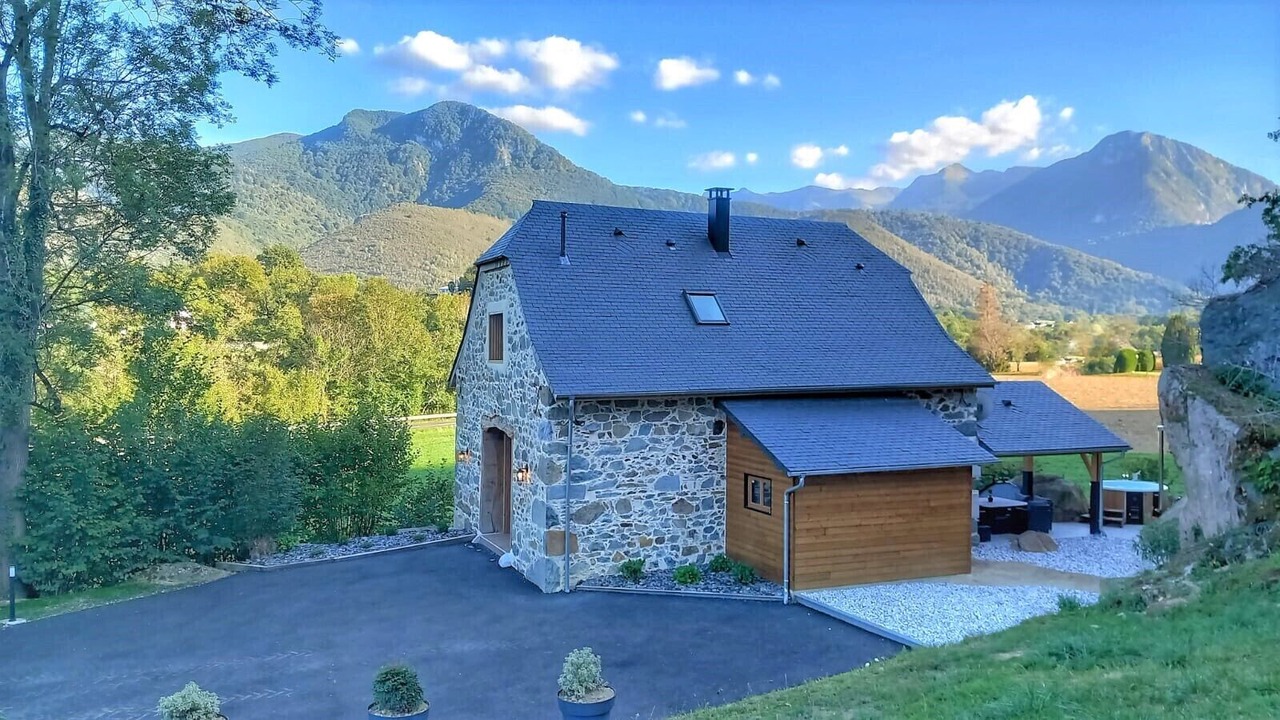 Photo of Outdoor in Asson