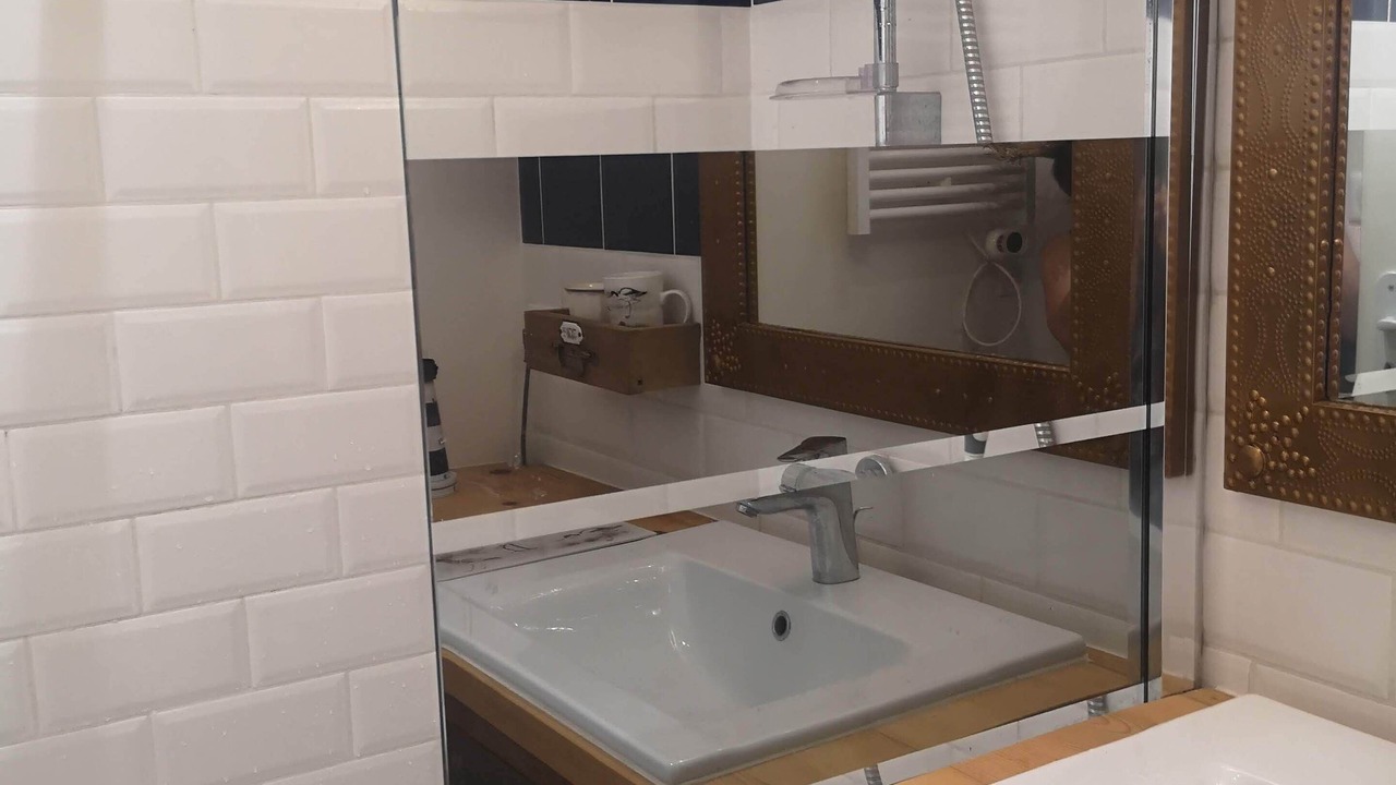 Photo of Bathroom in L'Echardiere