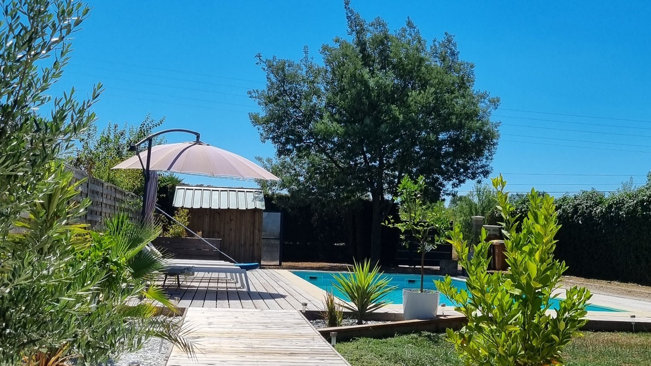 Photo of Outdoor in Saint-Denis-de-Pile