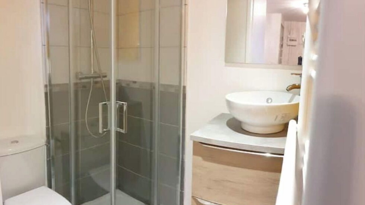 Photo of Bathroom in Beaumont Saint-Cyr