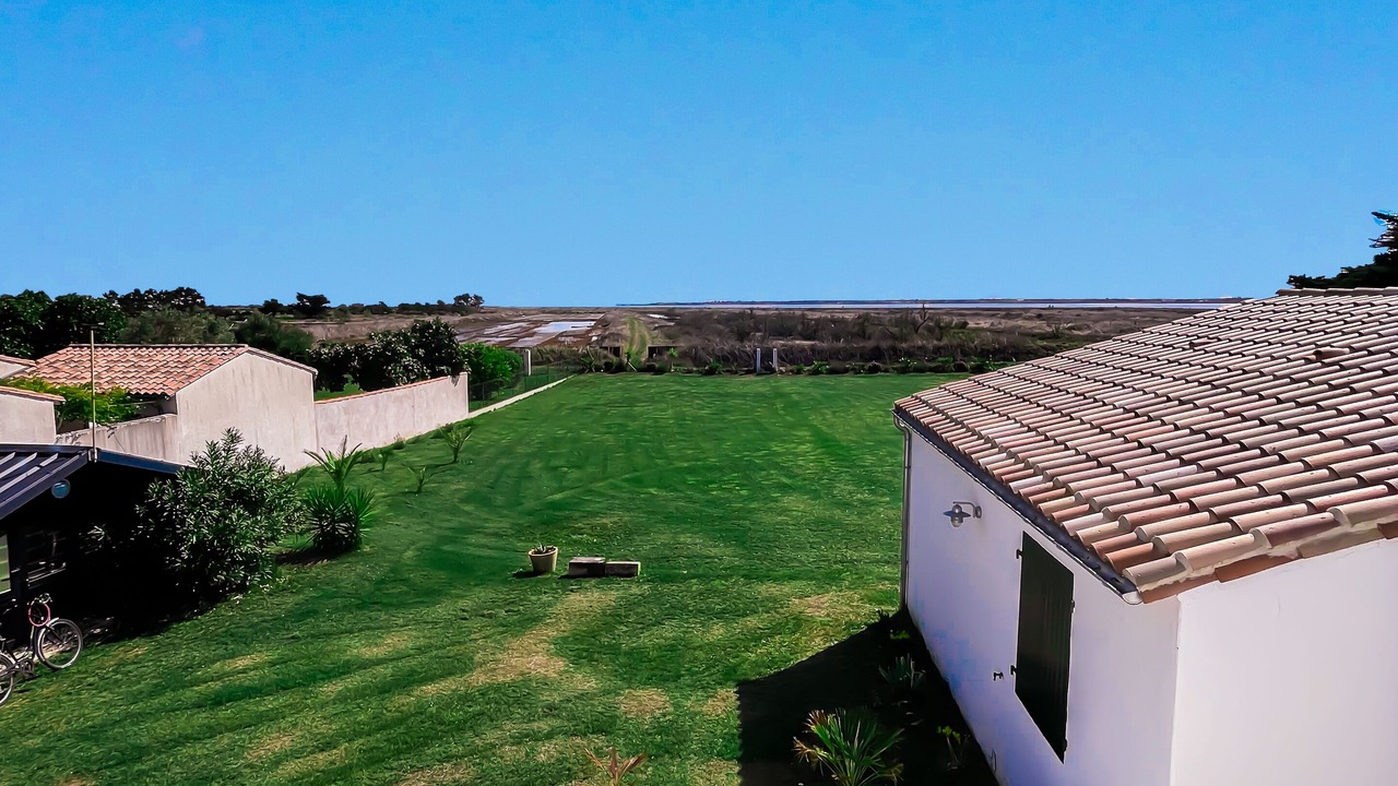 Photo of Patio Balcony in Loix
