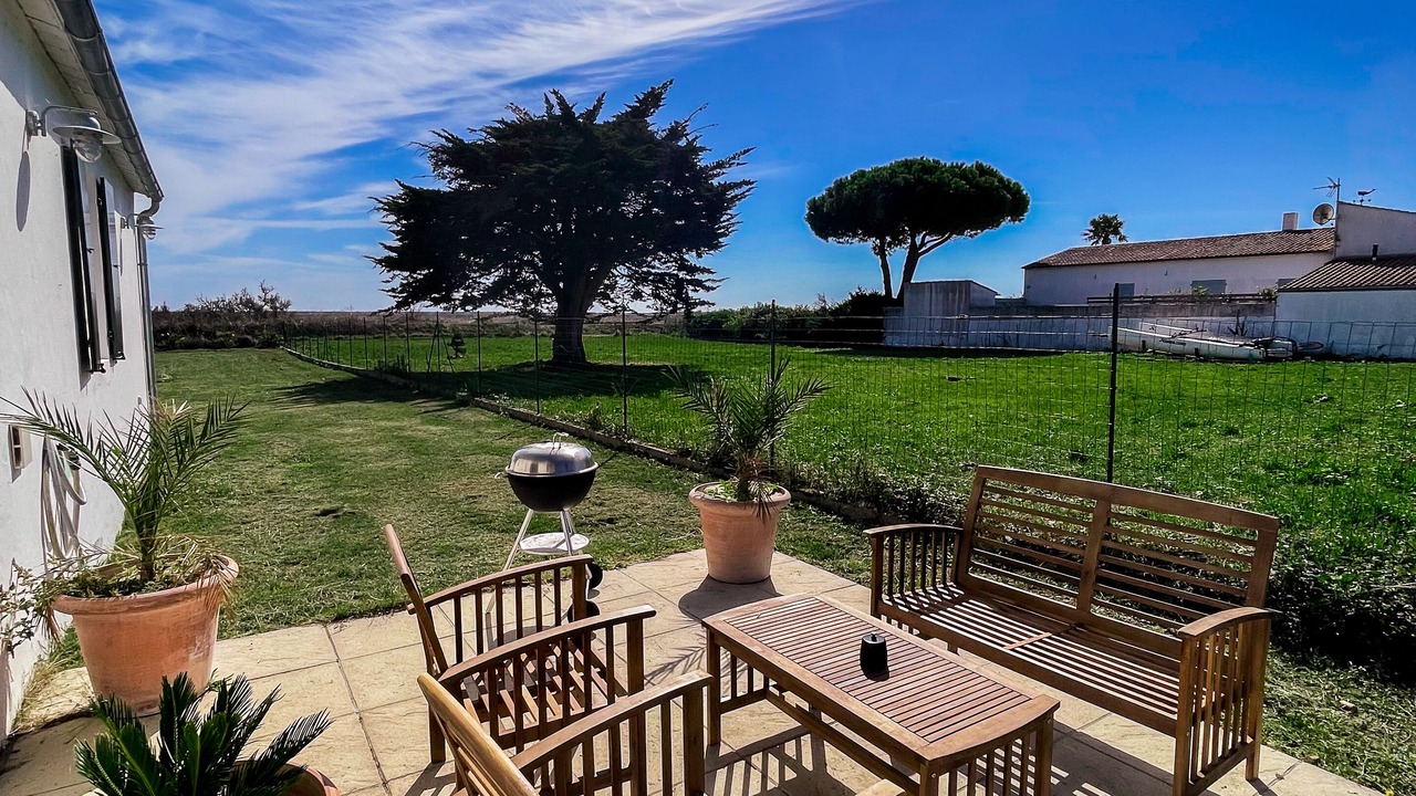 Photo of Patio Balcony in Loix