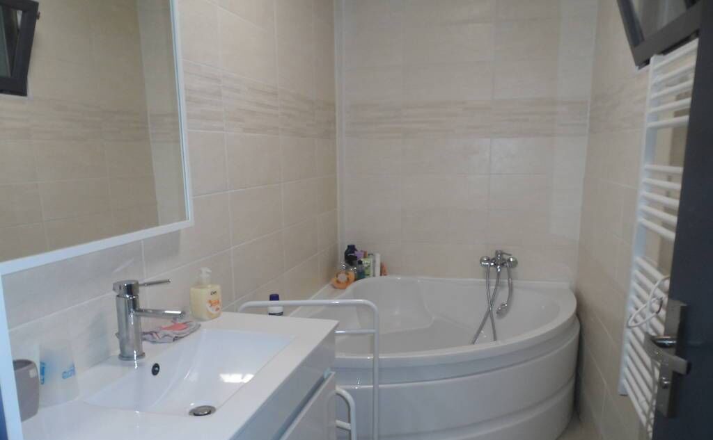 Photo of Bathroom in Carnoux-en-Provence