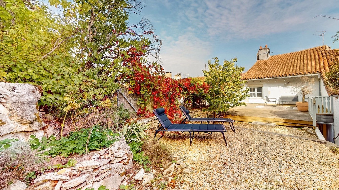 Photo of Patio Balcony in Verteuil-sur-Charente