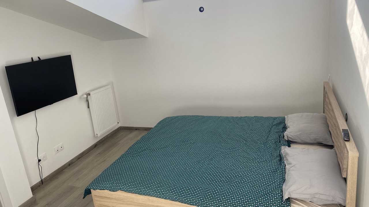 Photo of Bedroom in Villenave-d'Ornon