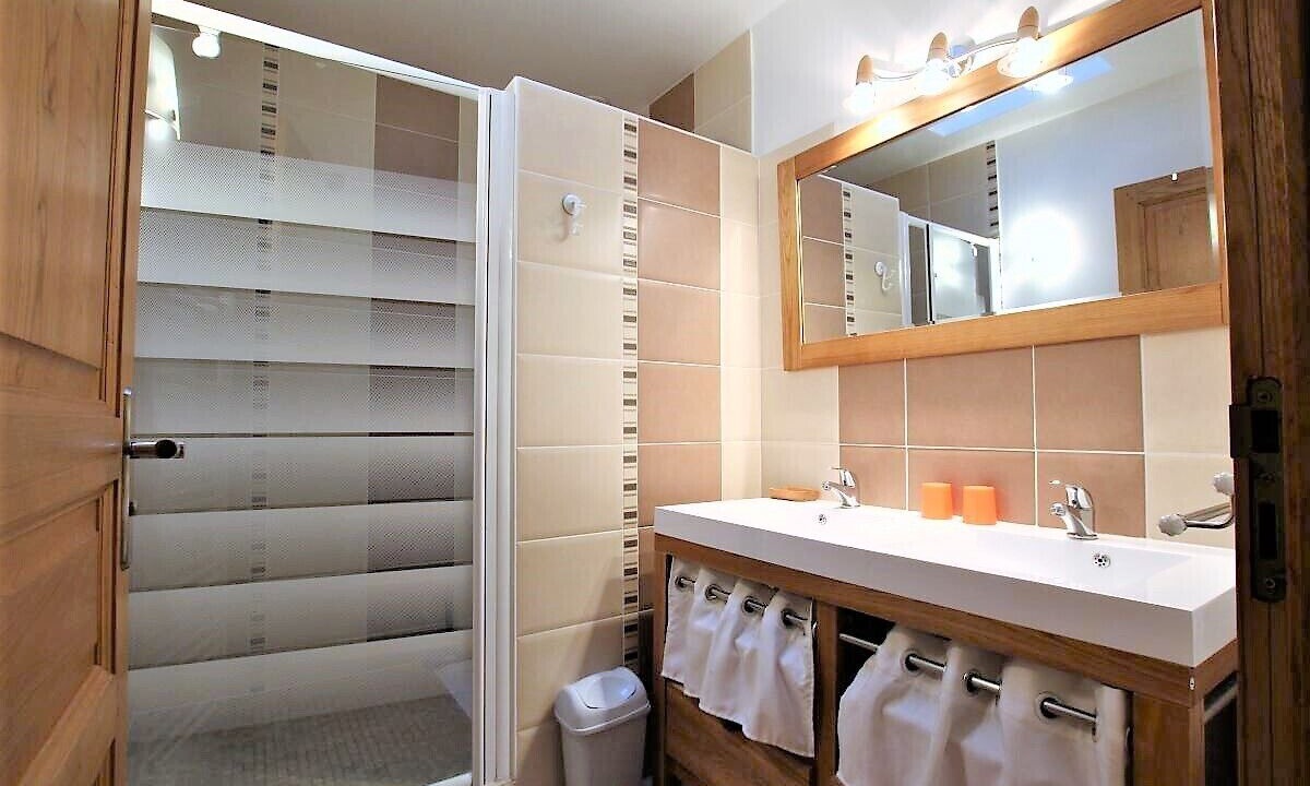 Photo of Bathroom in Souraide