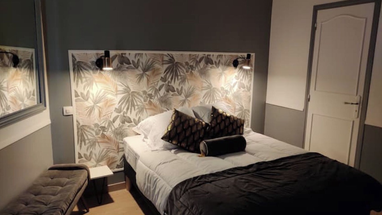 Photo of Bedroom in Casteljaloux