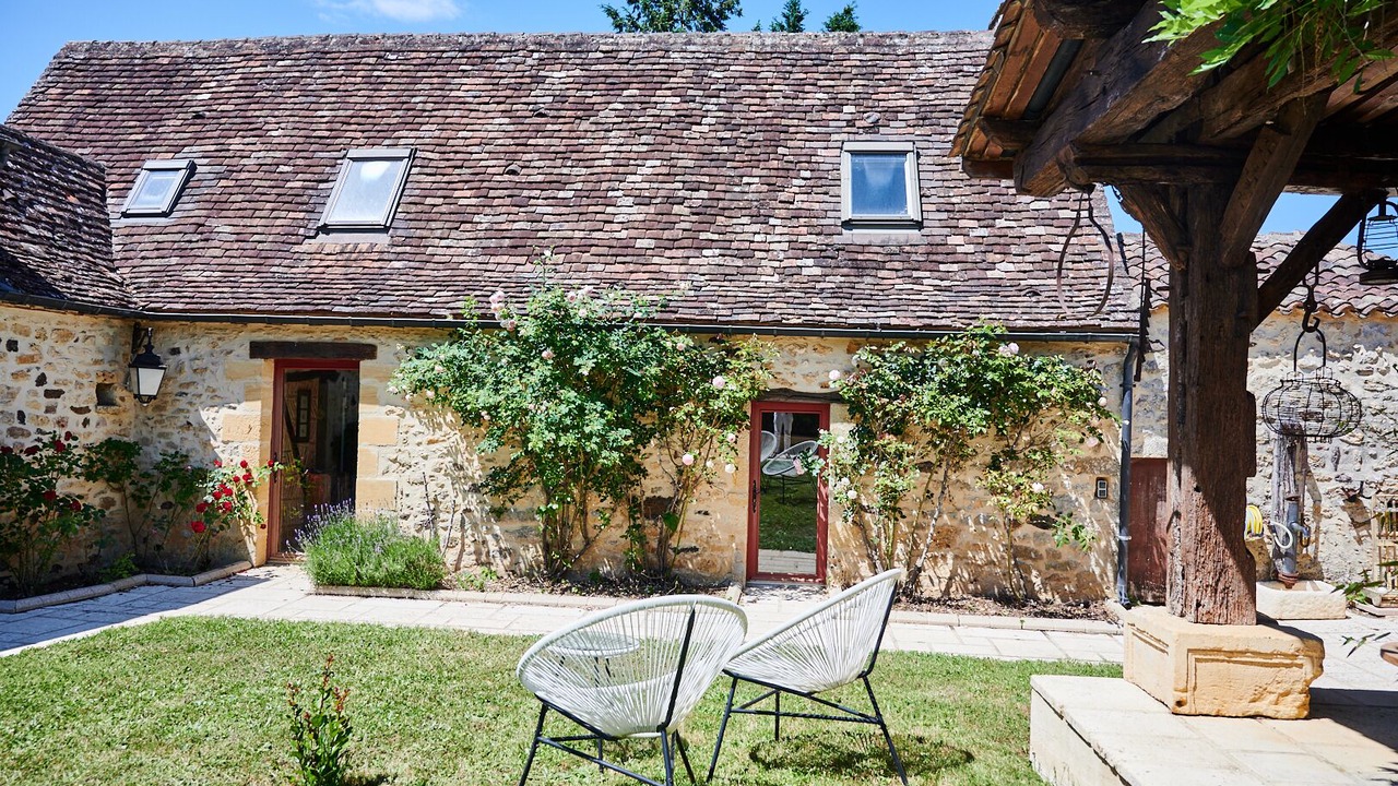Photo of Patio Balcony in Le Buisson-de-Cadouin
