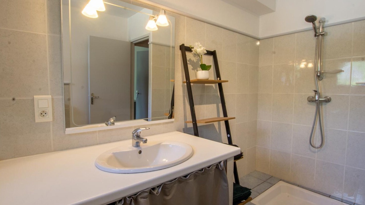 Photo of Bathroom in Daglan