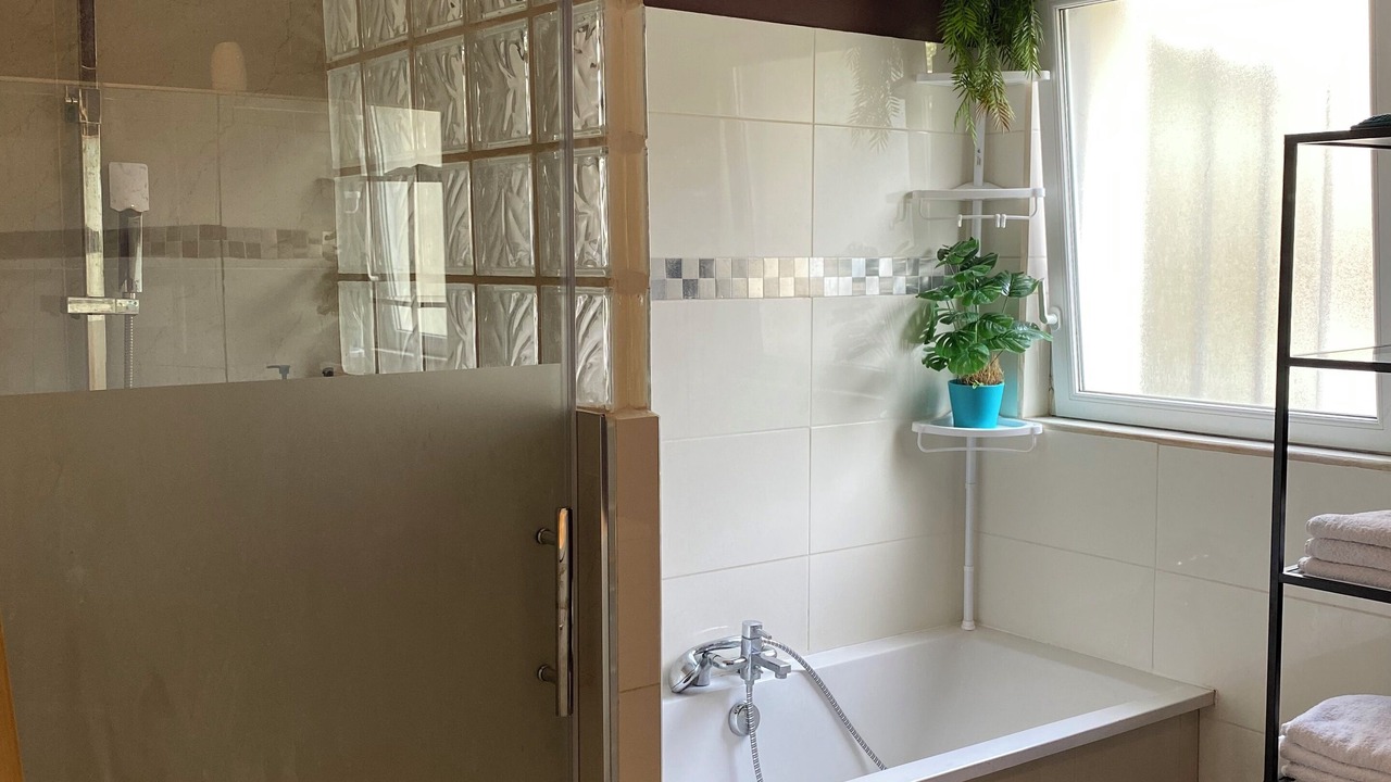 Photo of Bathroom in Floirac